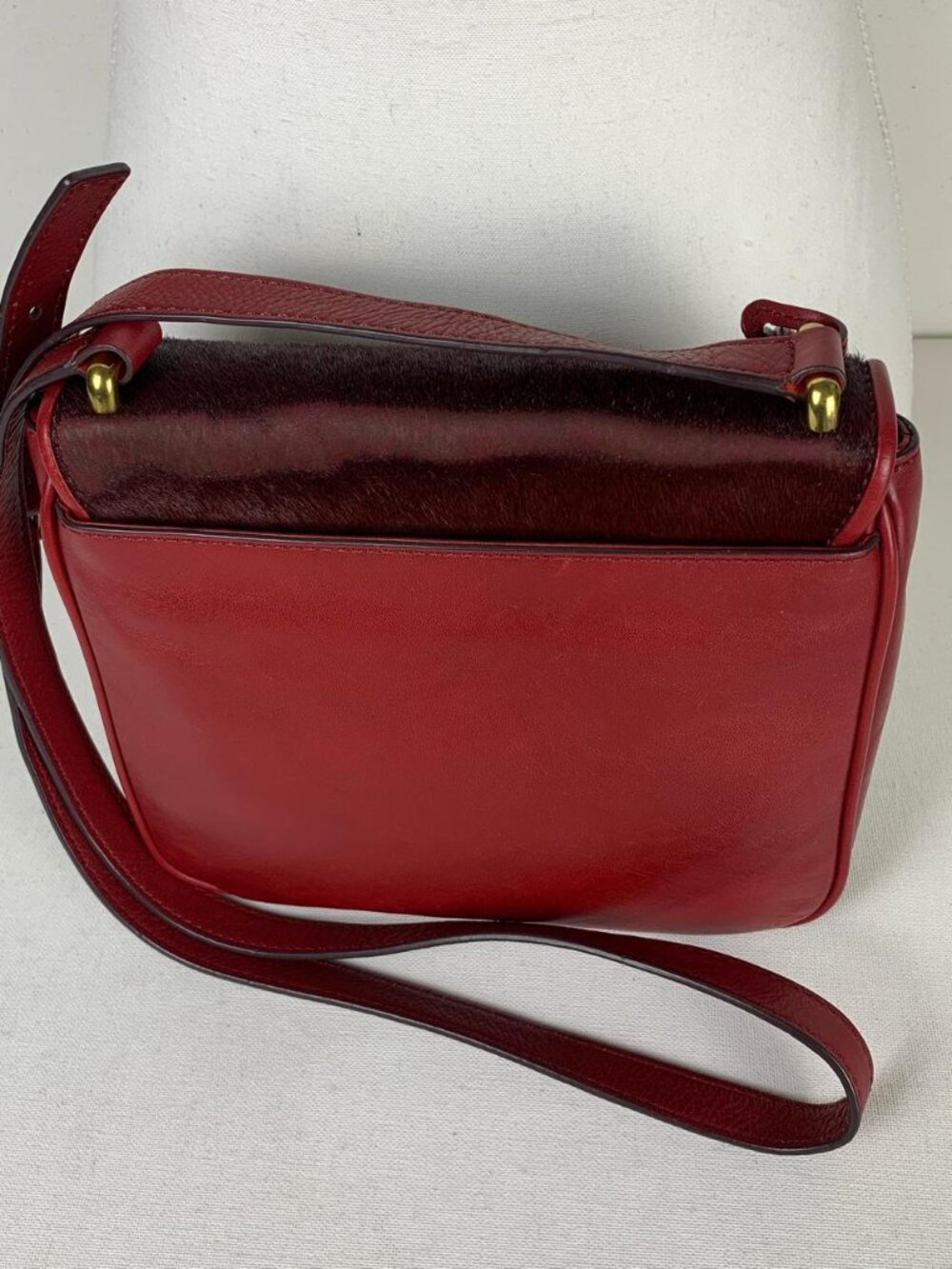 Fossil Memoir Flap Crossbody Bag - Stylish Cranberry Leather & Calf Hair - Picture 2 of 8